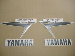 Yamaha R1 2007 4c8 black EU decals 