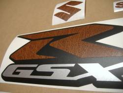 Suzuki GSXR 750 brown leather look adhesives srad