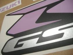 Suzuki GSXR 1000 violet graphics labels 