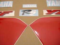 Yamaha R6 1999 RJ03 5EB red stickers