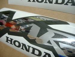 Honda Varadero XL1000V 2000 black graphics kit