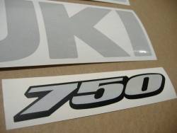 Suzuki GSX-R 750 customized reflective white graphics 