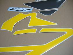 Honda CBR F4i 2003 reproduction yellow/grey graphics