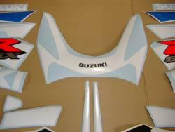 Suzuki GSXR 600 2002 white graphics