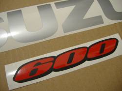 Suzuki GSX-R 600 K7 blue logo graphics