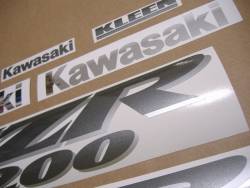 Kawasaki ZZR1200 2002 replacement graphics set