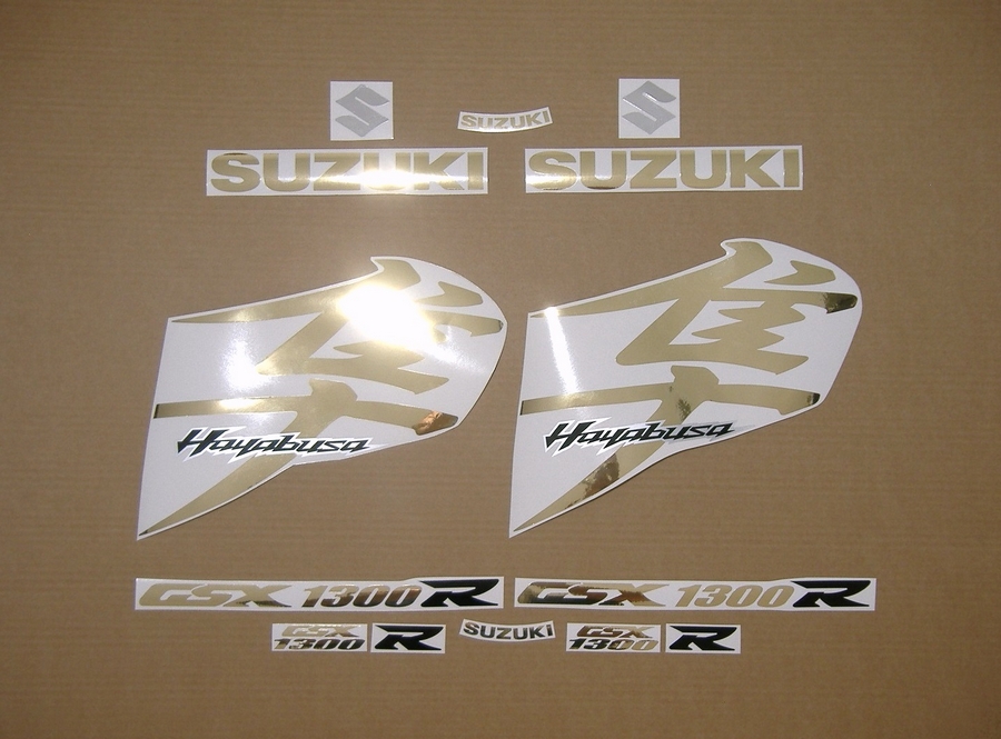 Suzuki Hayabusa 1340 2nd gen. chrome gold decals