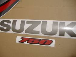 Suzuki GSX-R 750 K9 white logo graphics