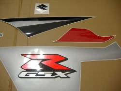 Suzuki GSX-R 600 K5 red logo graphics