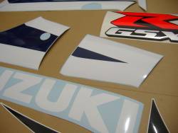 Suzuki GSX-R 600 K3 white logo graphics