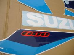 Suzuki gsx-r 600 2005 blue white sticker kit
