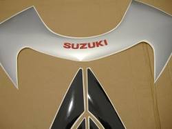 Suzuki GSX-R 750 K1 red logo graphics