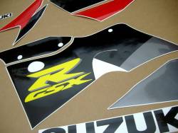 Suzuki GSXR 600 SRAD red stickers