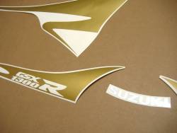 Suzuki Hayabusa 2011 gold labels graphics