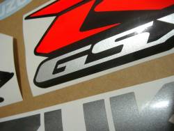 Suzuki GSXR 750 2011 white labels graphics